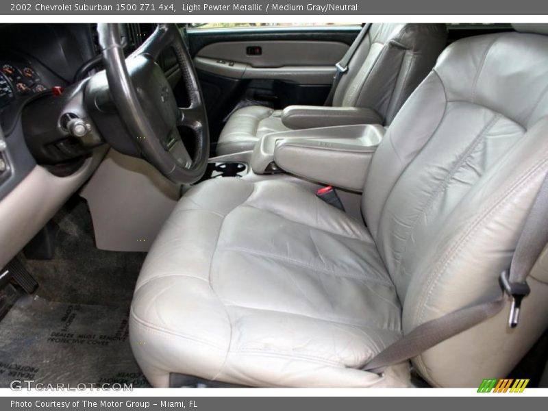 Light Pewter Metallic / Medium Gray/Neutral 2002 Chevrolet Suburban 1500 Z71 4x4