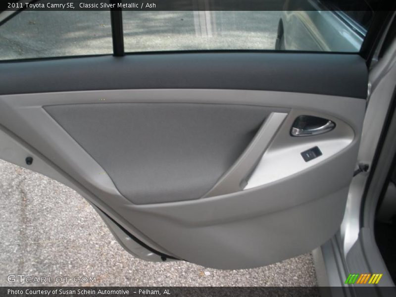 Classic Silver Metallic / Ash 2011 Toyota Camry SE