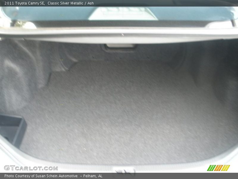 Classic Silver Metallic / Ash 2011 Toyota Camry SE