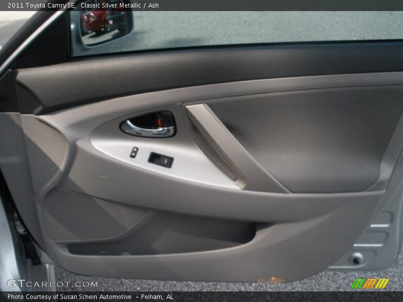 Classic Silver Metallic / Ash 2011 Toyota Camry SE