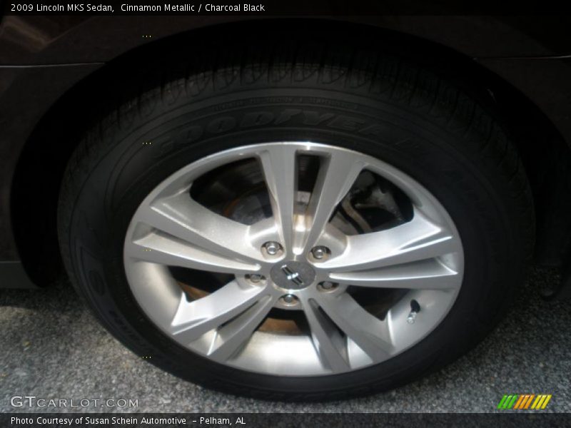 Cinnamon Metallic / Charcoal Black 2009 Lincoln MKS Sedan