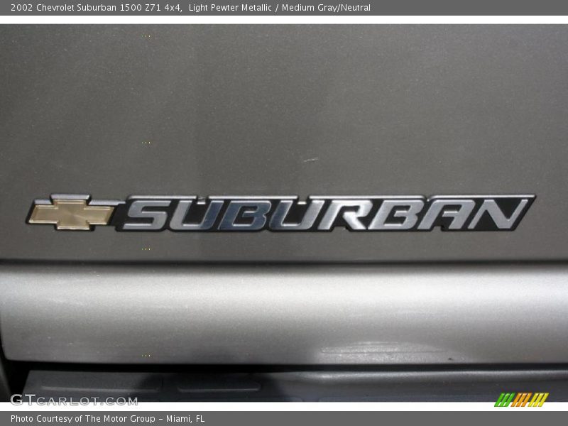 Light Pewter Metallic / Medium Gray/Neutral 2002 Chevrolet Suburban 1500 Z71 4x4