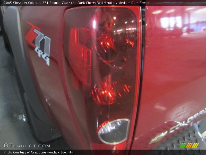 Dark Cherry Red Metallic / Medium Dark Pewter 2005 Chevrolet Colorado Z71 Regular Cab 4x4