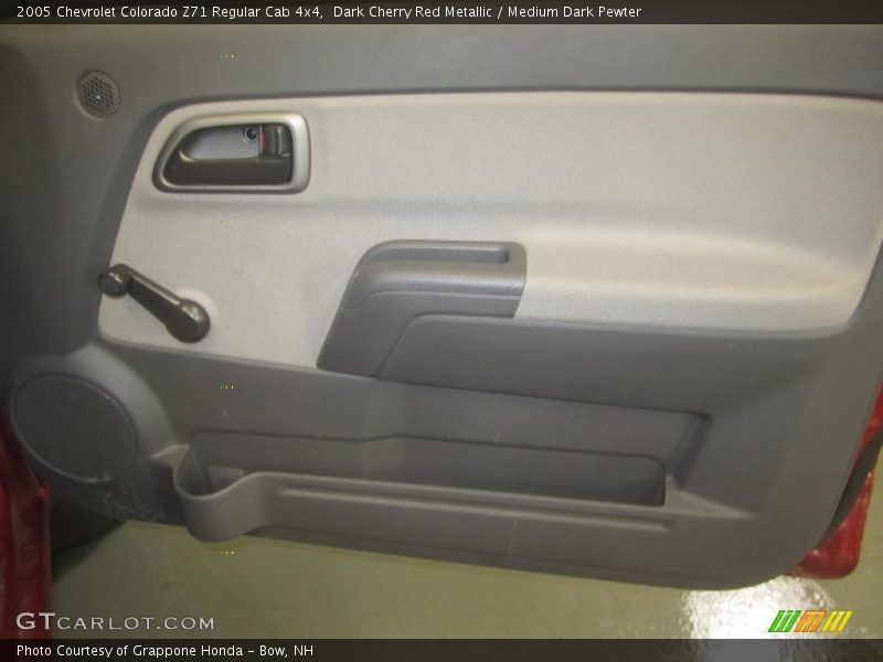 Dark Cherry Red Metallic / Medium Dark Pewter 2005 Chevrolet Colorado Z71 Regular Cab 4x4
