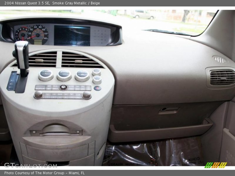 Smoke Gray Metallic / Beige 2004 Nissan Quest 3.5 SE
