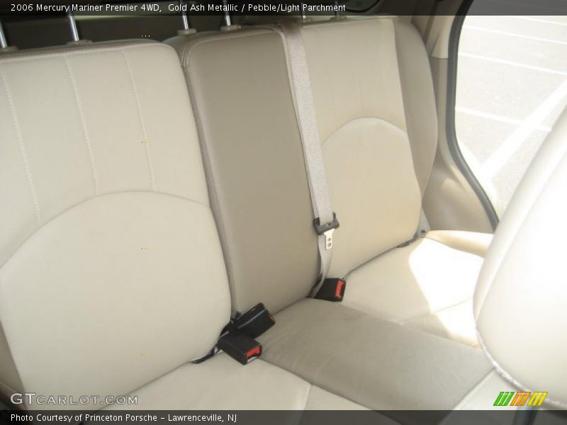 Gold Ash Metallic / Pebble/Light Parchment 2006 Mercury Mariner Premier 4WD