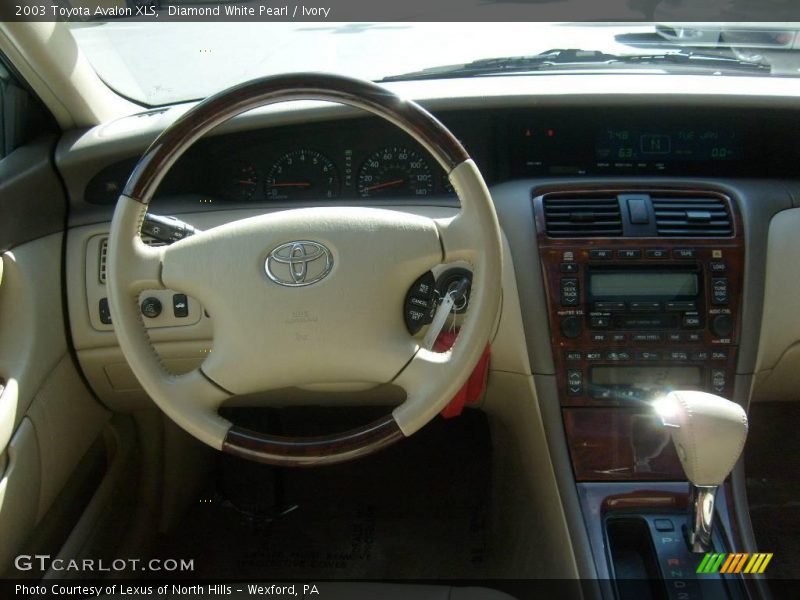 Diamond White Pearl / Ivory 2003 Toyota Avalon XLS