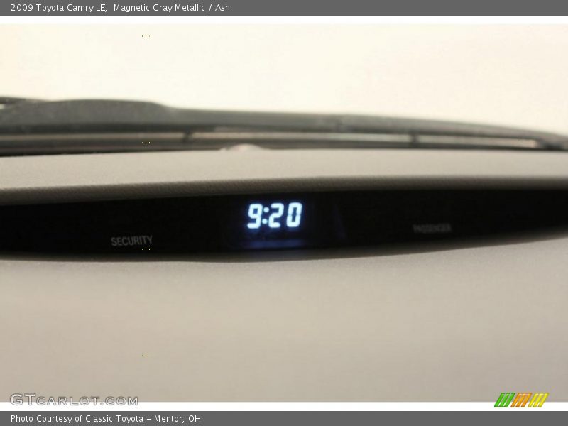 Magnetic Gray Metallic / Ash 2009 Toyota Camry LE