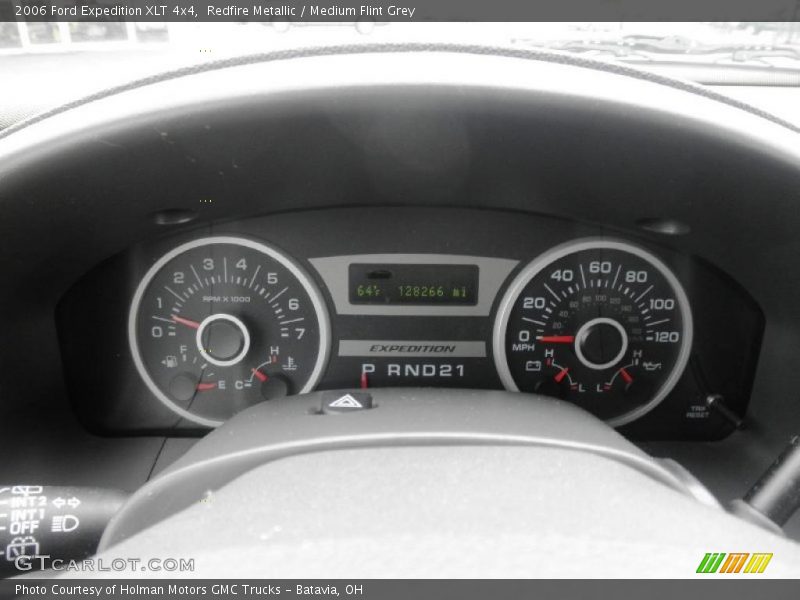  2006 Expedition XLT 4x4 XLT 4x4 Gauges