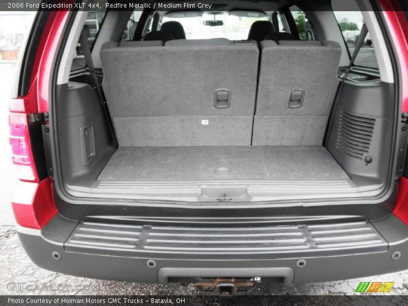  2006 Expedition XLT 4x4 Trunk