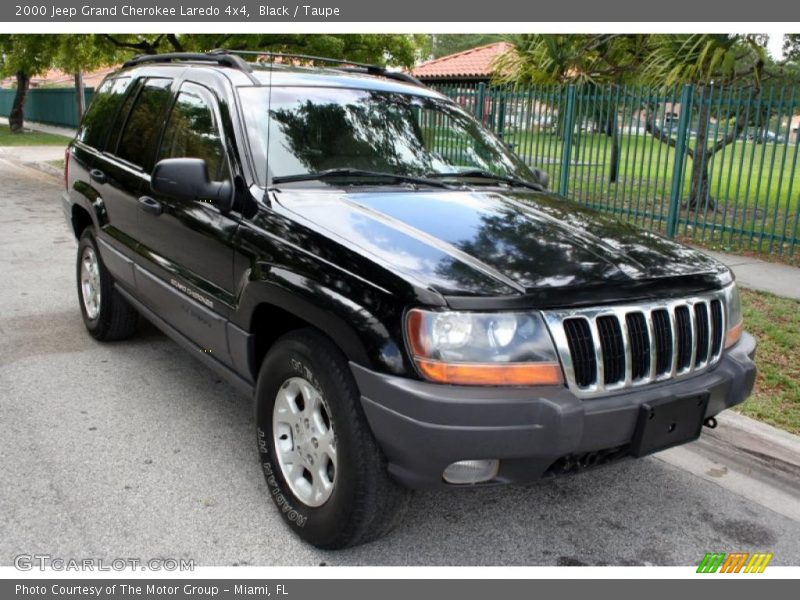 Black / Taupe 2000 Jeep Grand Cherokee Laredo 4x4