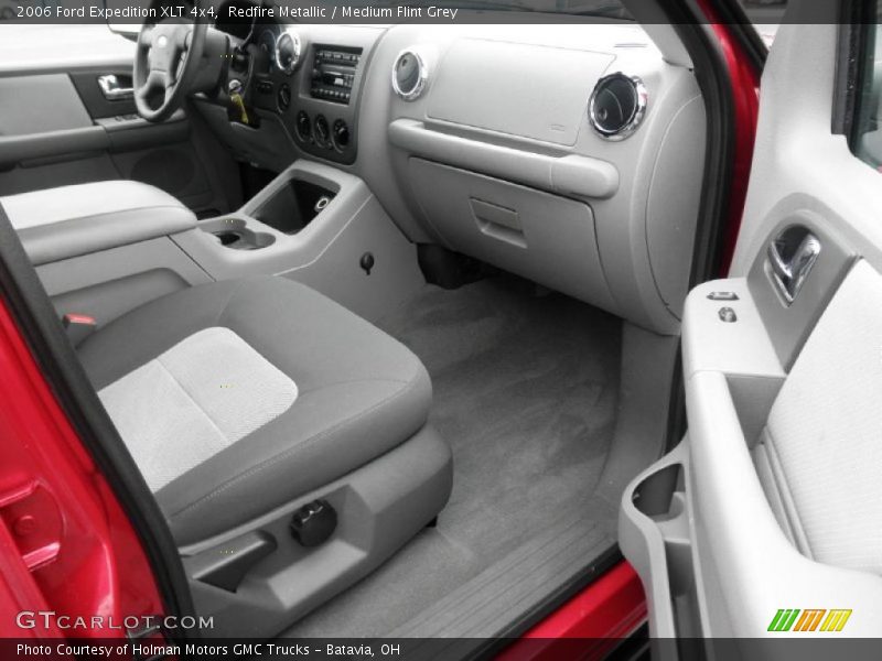 Redfire Metallic / Medium Flint Grey 2006 Ford Expedition XLT 4x4