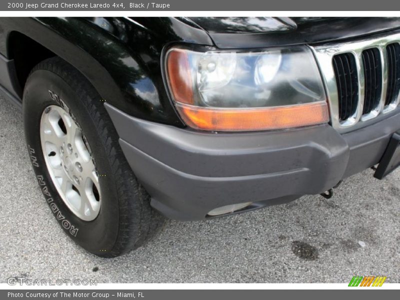 Black / Taupe 2000 Jeep Grand Cherokee Laredo 4x4