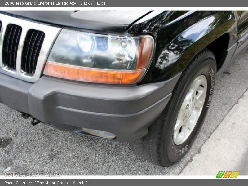 Black / Taupe 2000 Jeep Grand Cherokee Laredo 4x4