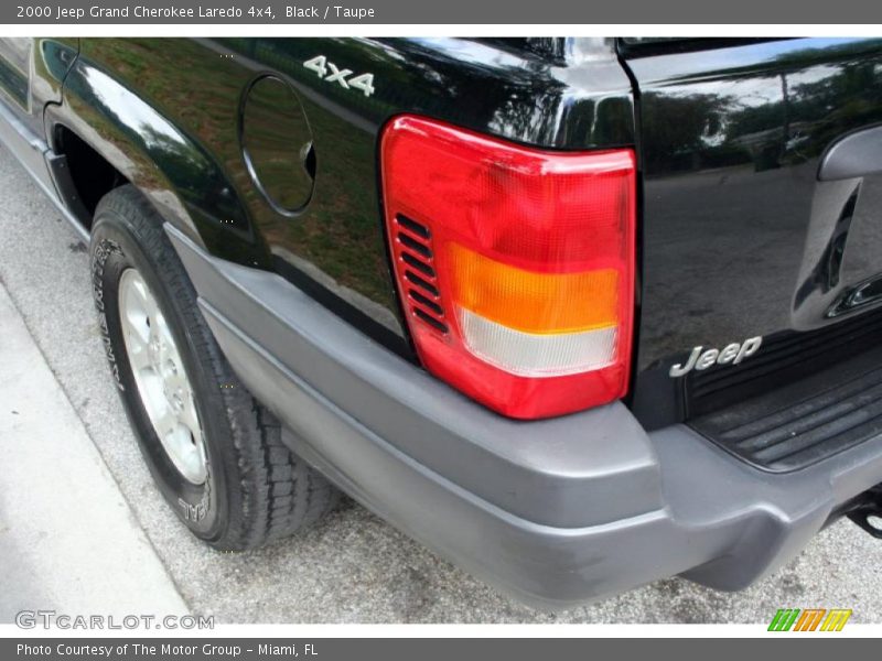 Black / Taupe 2000 Jeep Grand Cherokee Laredo 4x4