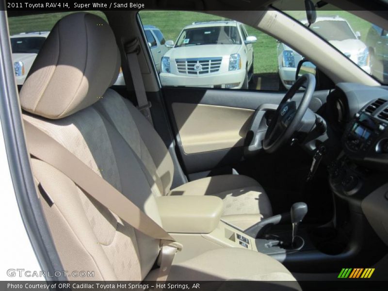 Super White / Sand Beige 2011 Toyota RAV4 I4
