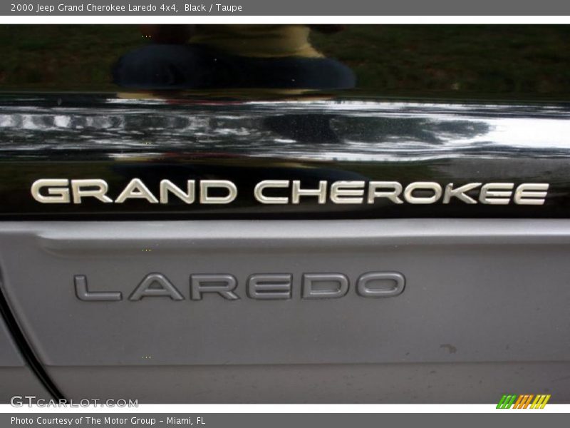 Black / Taupe 2000 Jeep Grand Cherokee Laredo 4x4