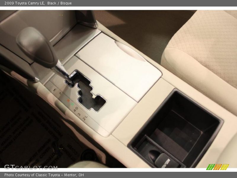 Black / Bisque 2009 Toyota Camry LE