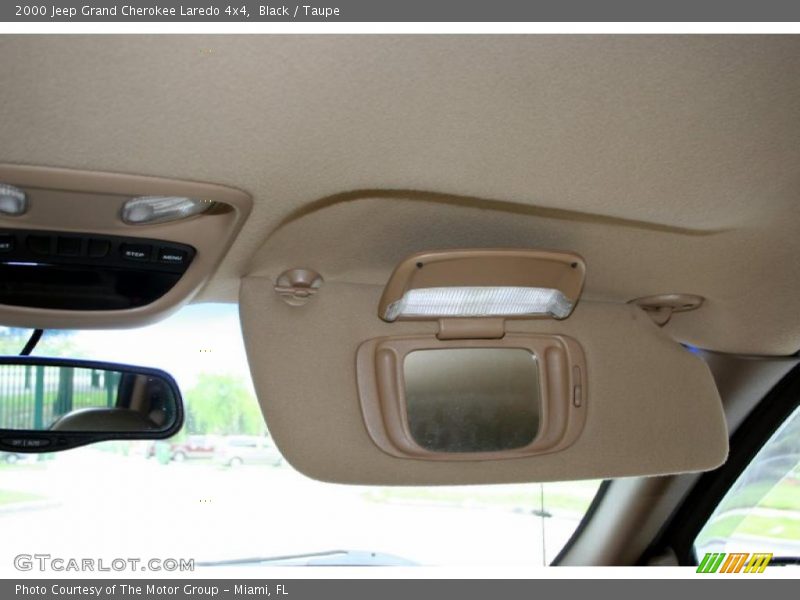 Black / Taupe 2000 Jeep Grand Cherokee Laredo 4x4