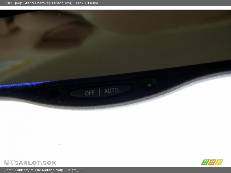 Black / Taupe 2000 Jeep Grand Cherokee Laredo 4x4
