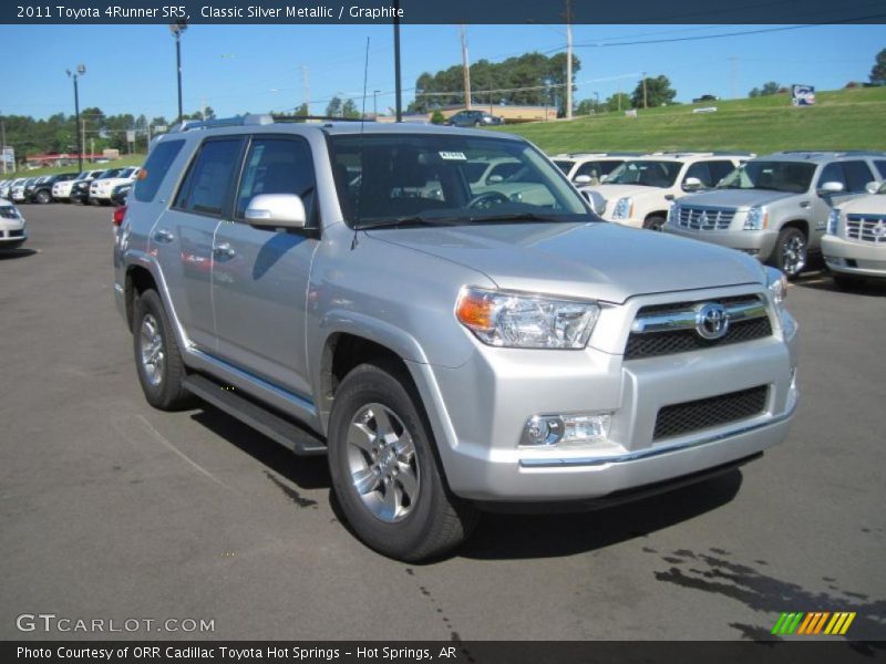 Classic Silver Metallic / Graphite 2011 Toyota 4Runner SR5