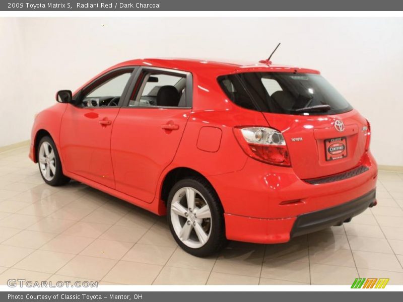 Radiant Red / Dark Charcoal 2009 Toyota Matrix S