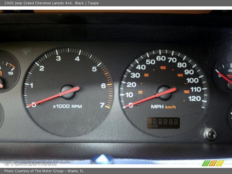Black / Taupe 2000 Jeep Grand Cherokee Laredo 4x4