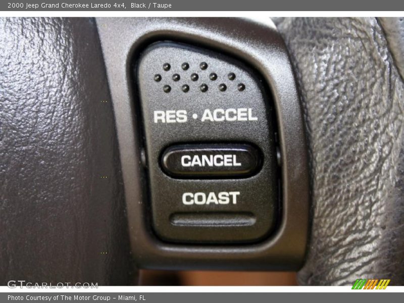 Black / Taupe 2000 Jeep Grand Cherokee Laredo 4x4