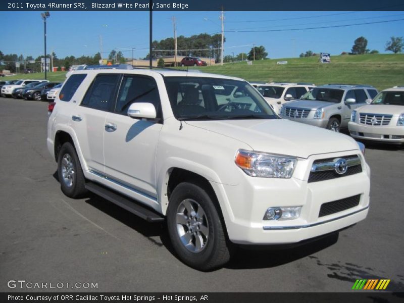 Blizzard White Pearl / Sand Beige 2011 Toyota 4Runner SR5