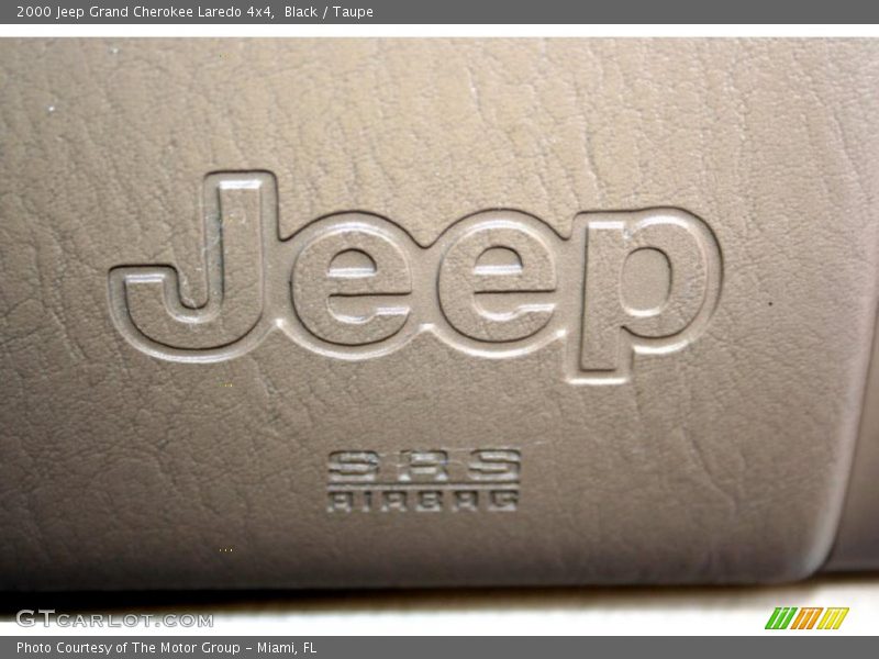 Black / Taupe 2000 Jeep Grand Cherokee Laredo 4x4