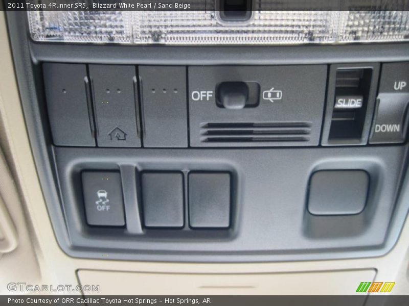 Blizzard White Pearl / Sand Beige 2011 Toyota 4Runner SR5