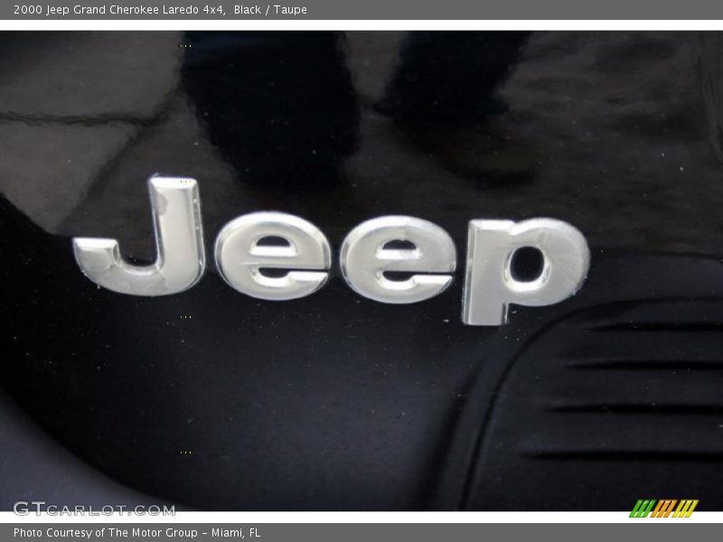 Black / Taupe 2000 Jeep Grand Cherokee Laredo 4x4