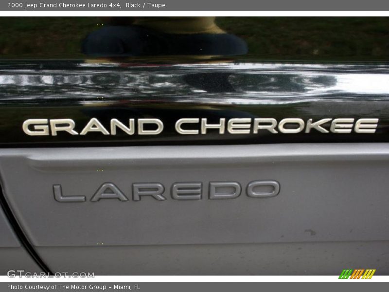 Black / Taupe 2000 Jeep Grand Cherokee Laredo 4x4