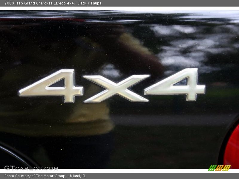 Black / Taupe 2000 Jeep Grand Cherokee Laredo 4x4