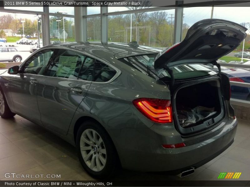 Space Gray Metallic / Black 2011 BMW 5 Series 550i xDrive Gran Turismo