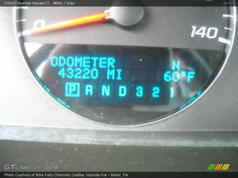 White / Gray 2009 Chevrolet Impala LT
