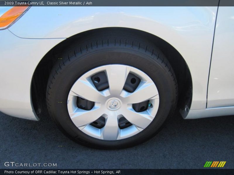 Classic Silver Metallic / Ash 2009 Toyota Camry LE