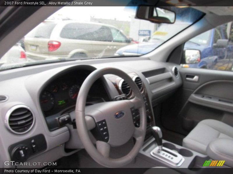 Alloy Metallic / Shale Grey 2007 Ford Freestyle SEL