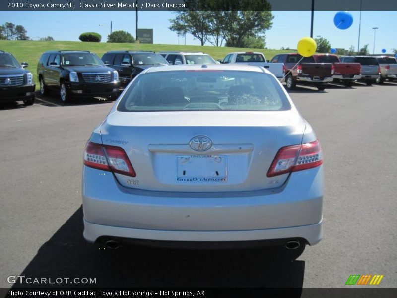 Classic Silver Metallic / Dark Charcoal 2010 Toyota Camry SE