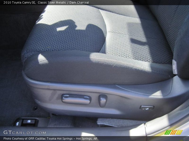 Classic Silver Metallic / Dark Charcoal 2010 Toyota Camry SE