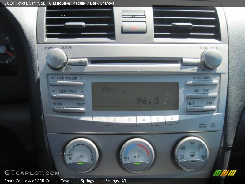 Classic Silver Metallic / Dark Charcoal 2010 Toyota Camry SE