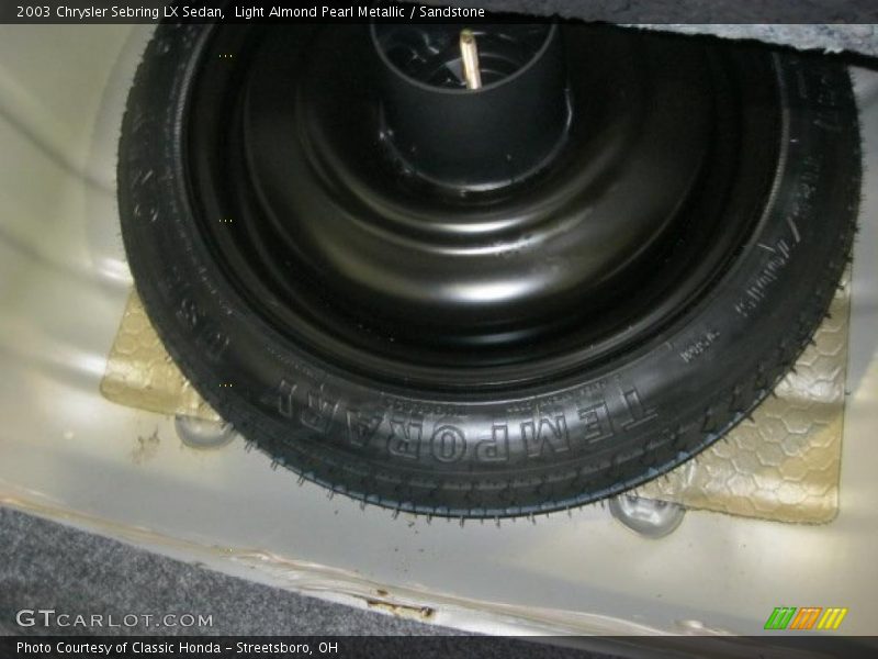 Light Almond Pearl Metallic / Sandstone 2003 Chrysler Sebring LX Sedan