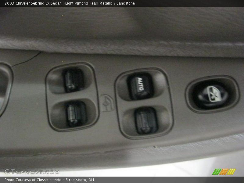 Light Almond Pearl Metallic / Sandstone 2003 Chrysler Sebring LX Sedan