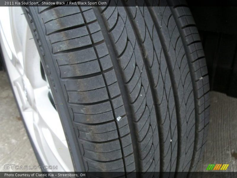 Shadow Black / Red/Black Sport Cloth 2011 Kia Soul Sport
