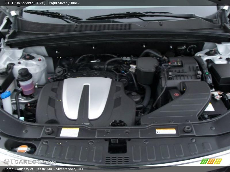Bright Silver / Black 2011 Kia Sorento LX V6