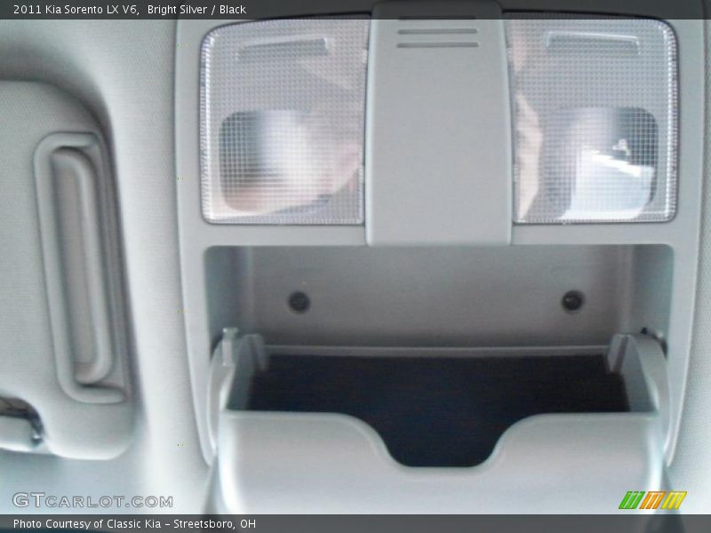 Bright Silver / Black 2011 Kia Sorento LX V6