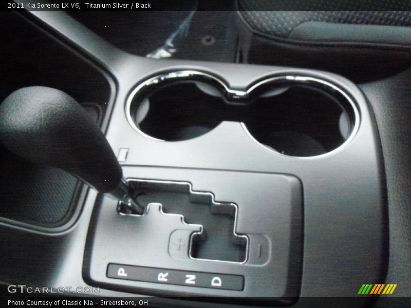 Titanium Silver / Black 2011 Kia Sorento LX V6