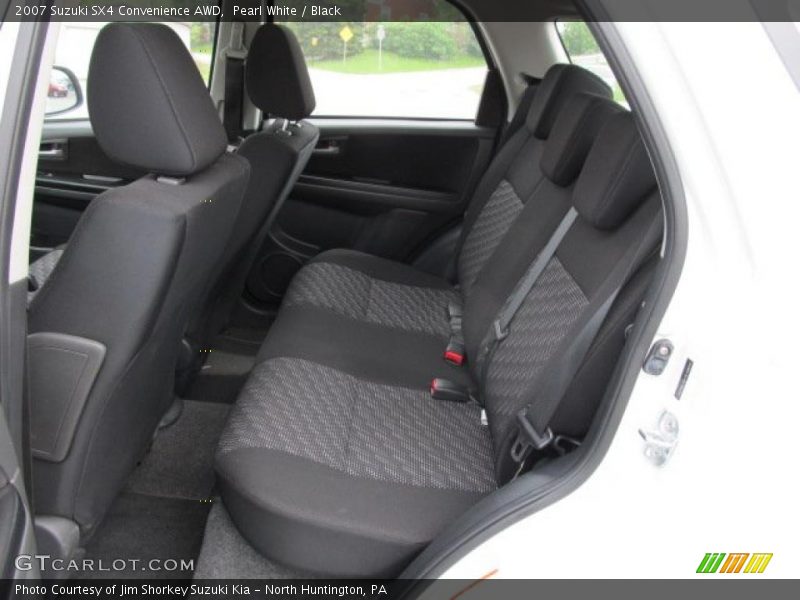 Pearl White / Black 2007 Suzuki SX4 Convenience AWD