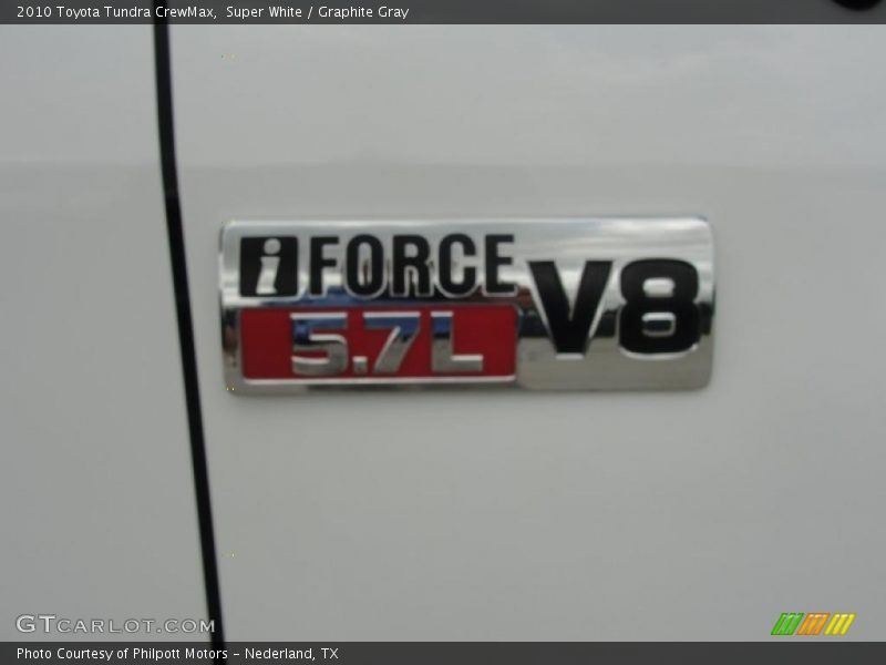 Super White / Graphite Gray 2010 Toyota Tundra CrewMax