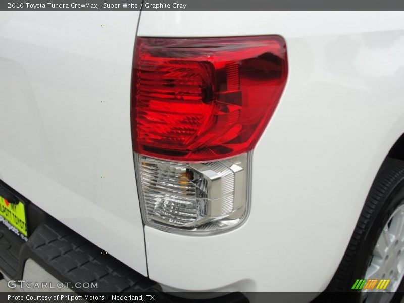 Super White / Graphite Gray 2010 Toyota Tundra CrewMax